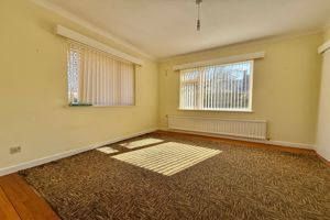 Dining Room- click for photo gallery